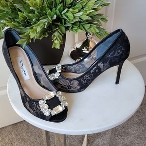 Black Nina heels size 5.5